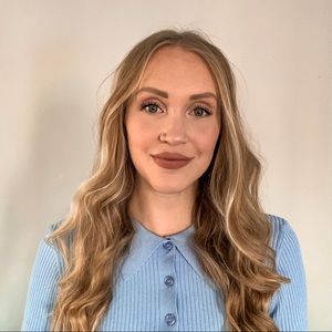 Meet your Posher, Kayla